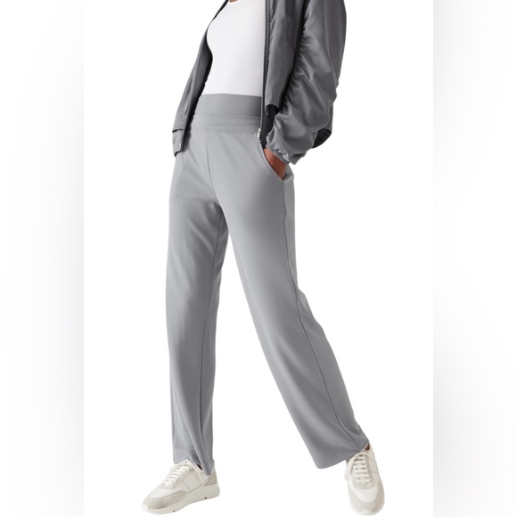 Athleta Seasoft Pants, Women’s Size Medium Petite- Color: Coastline Blue NWT - Picture 1 of 6